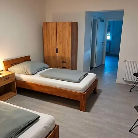 Waldmohrer Hof Hotel *